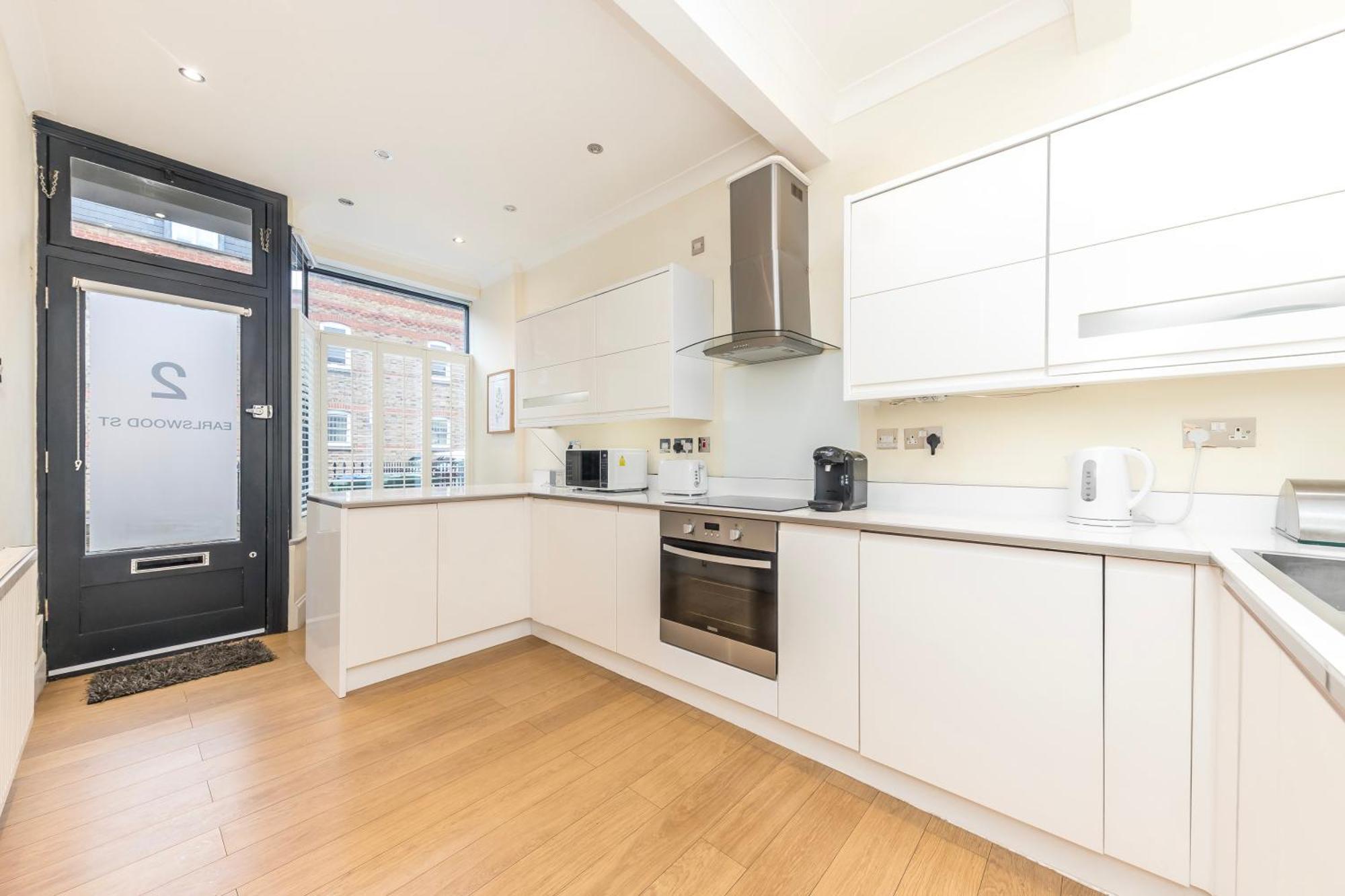 Victorian Charm: Spacious 3-Bed Near London Attractions Villa Exterior photo